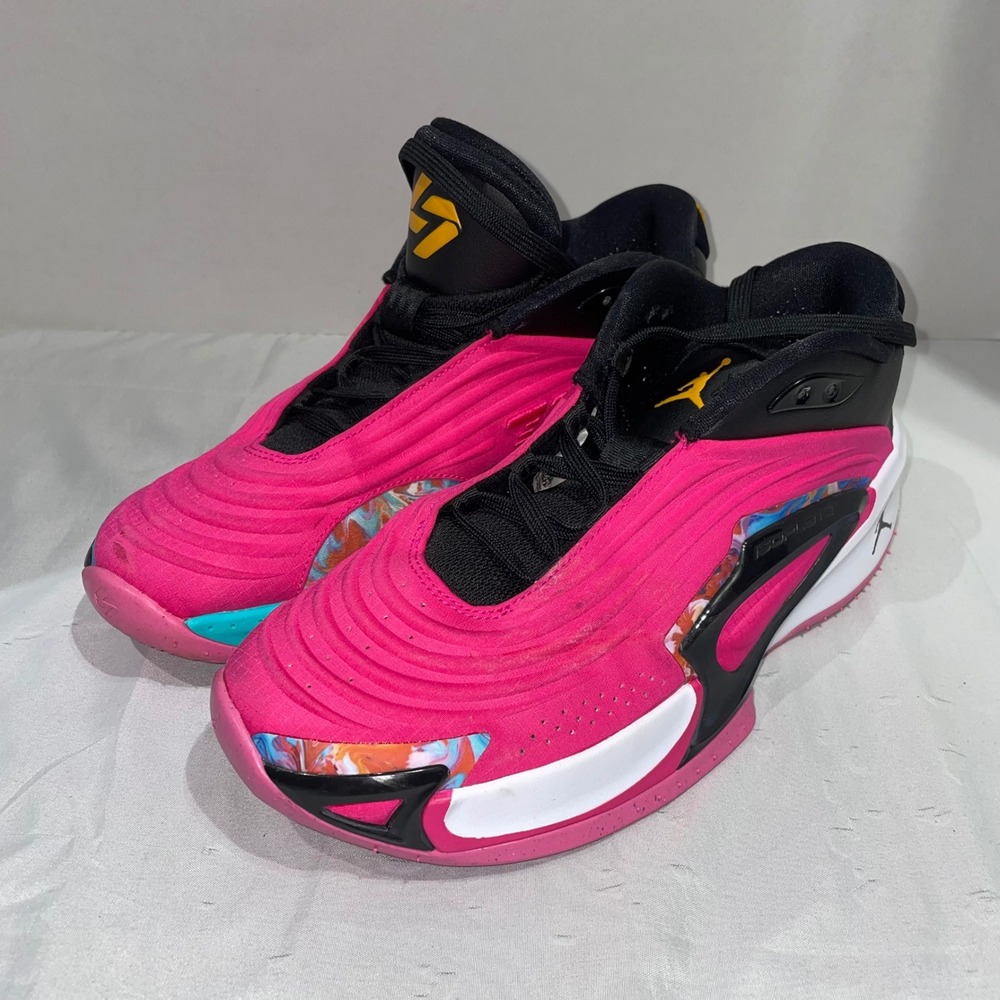 Jordan Luka 2 Trick Shot Basketball Shoes Hyper Pink Black FQ1284-600 Womens 9.5